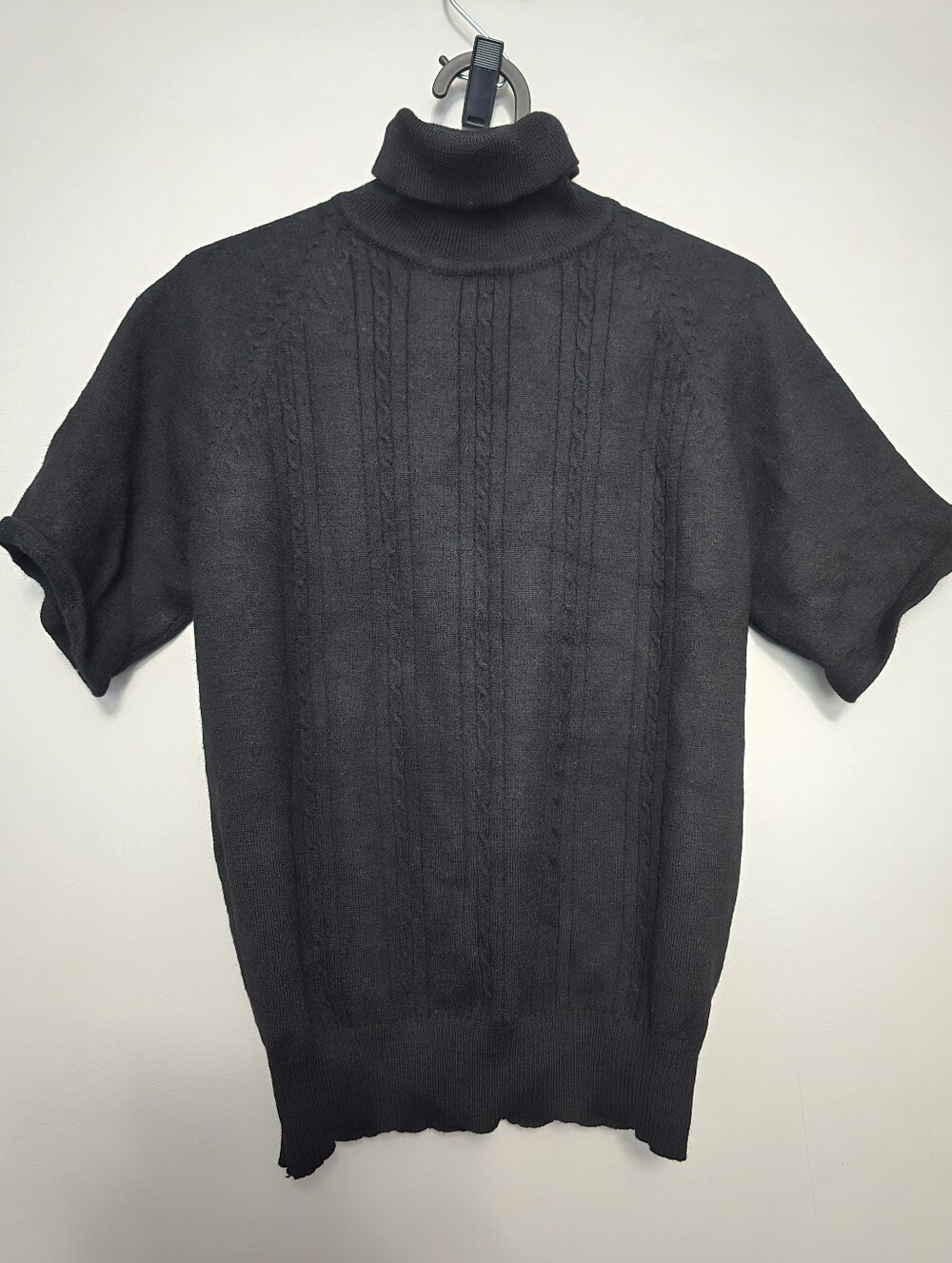 Vintage Lancer 100% Merino Wool Short-Sleeve Turtleneck Sweater